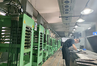 molding workshop